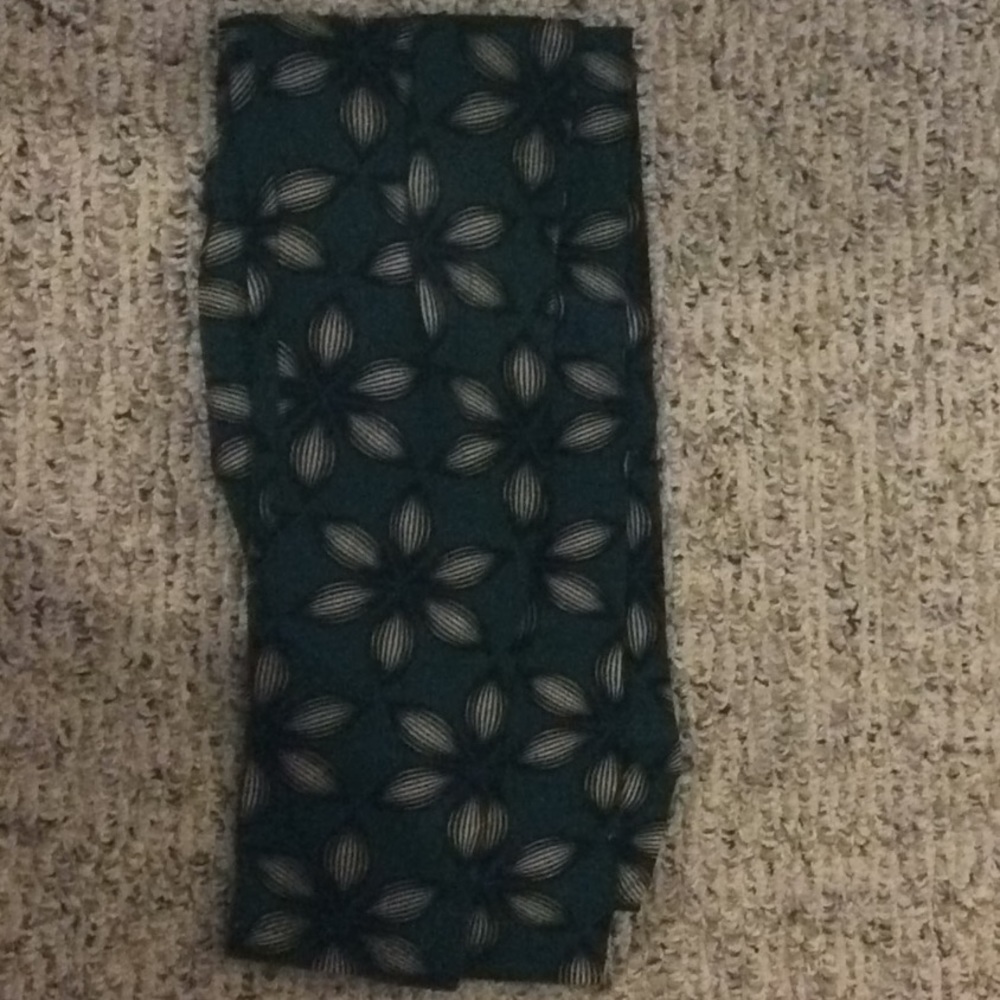 LuLaRoe leggings original size (OS)